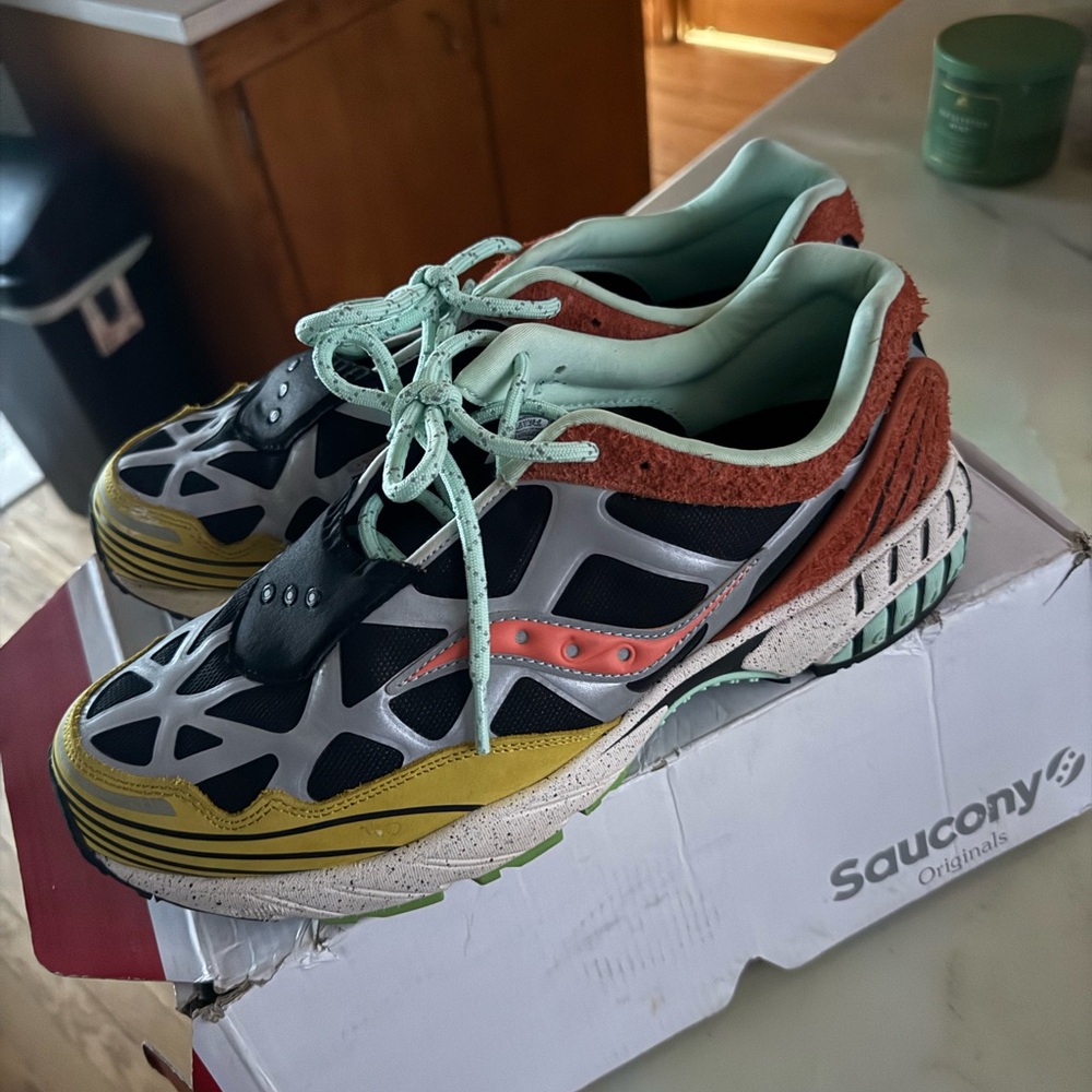 Saucony ProGrid - Picture 2 of 2